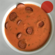 Paprikasuppe mit Chorizo (low-carb)